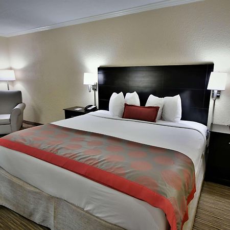 รามาดา โฮเต็ล แอนด์ คอนเฟอเรนซ์ เซ็นเตอร์ บาย วินด์แฮม แจ็คสันวิลล์ Hotel แจ็กสันวิลล์ ห้อง รูปภาพ