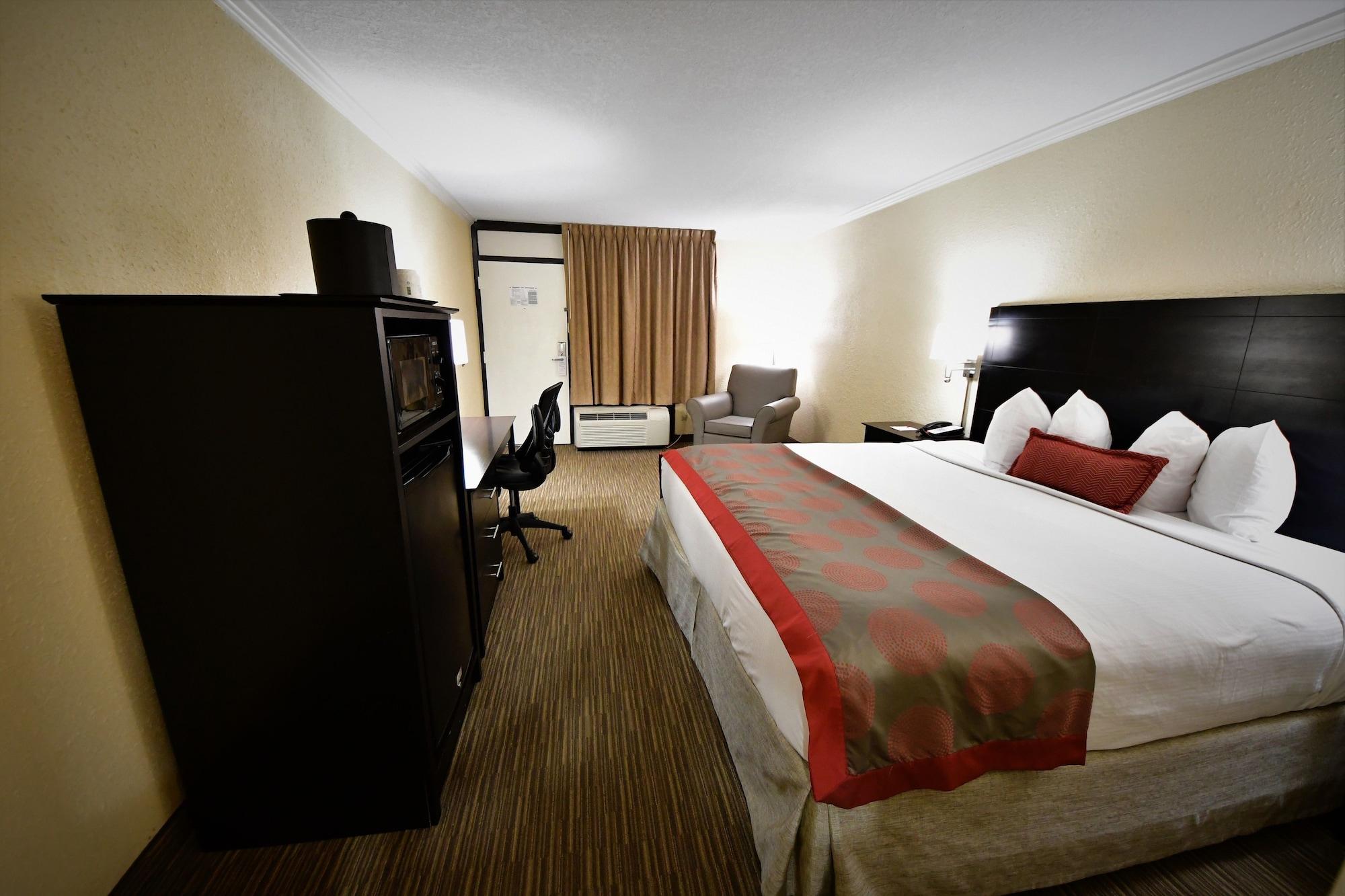 รามาดา โฮเต็ล แอนด์ คอนเฟอเรนซ์ เซ็นเตอร์ บาย วินด์แฮม แจ็คสันวิลล์ Hotel แจ็กสันวิลล์ ภายนอก รูปภาพ